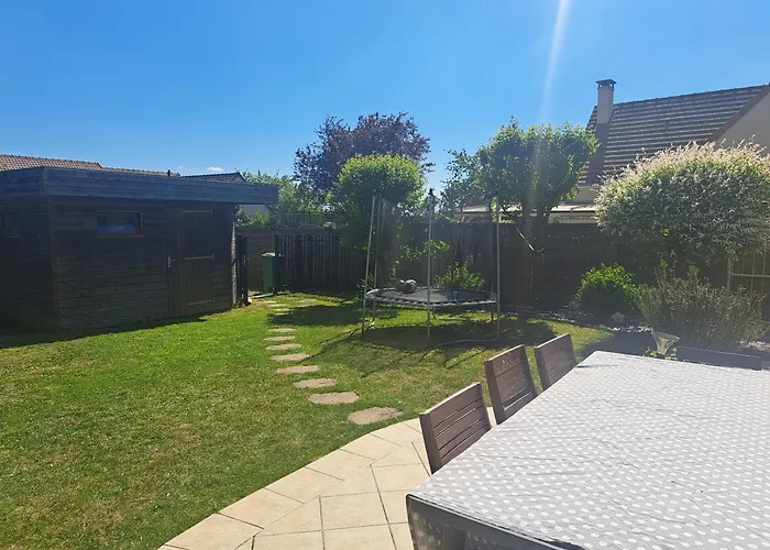 Проживание в семье Maison 3 24h Ле-Ман